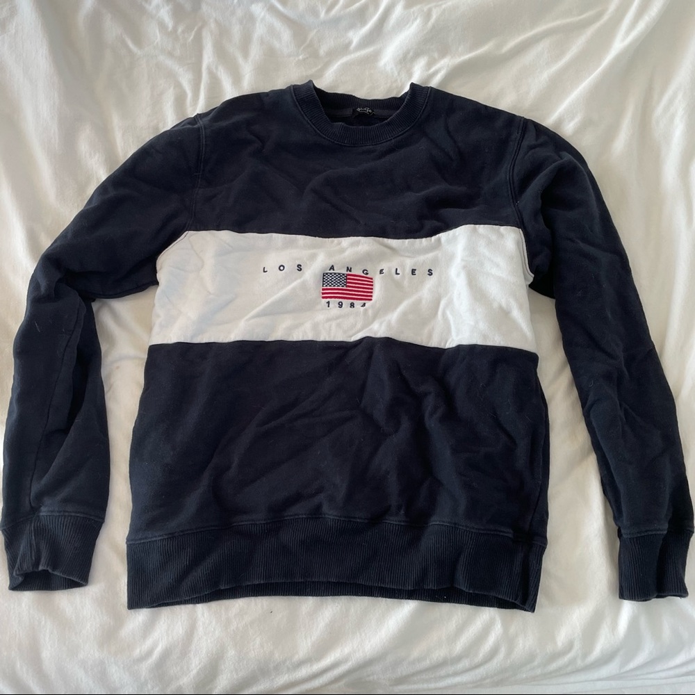 Brandy Melville Crewneck graphic